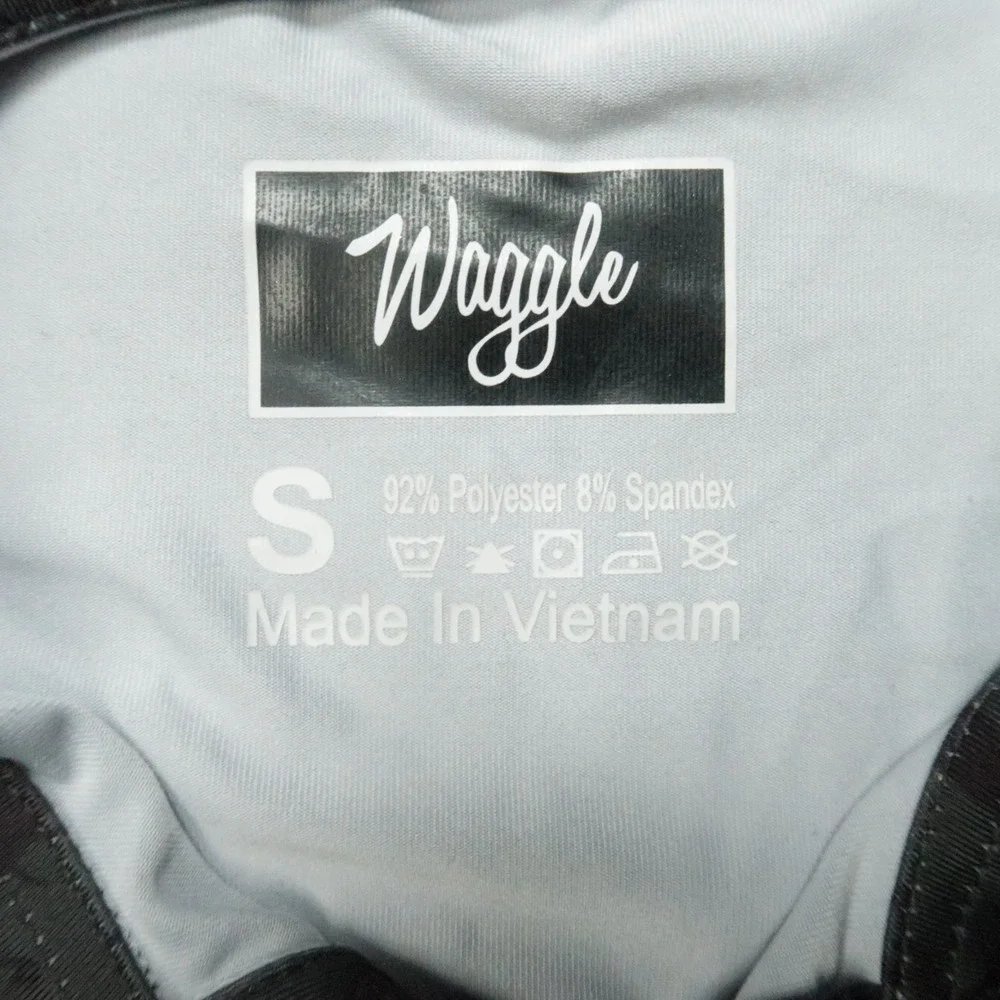 Waggle Shirt Mens Small Black Gray Sasquatch Bigfoot Performance‎ Golf Polo - Picture 3 of 9